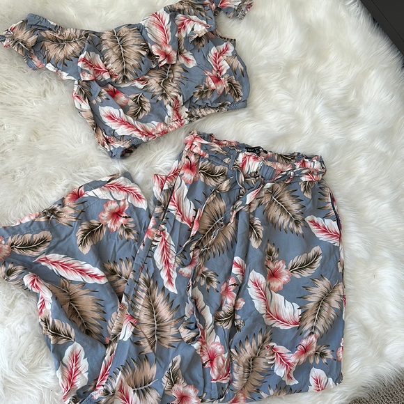 2pc Blue Floral Set - Picture 5 of 7